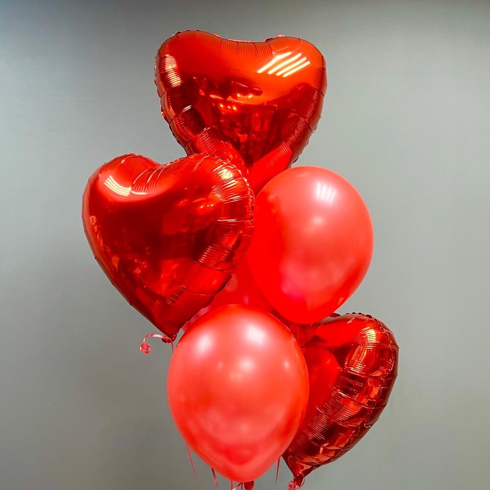 Red Heart & Latex Balloon Bouquet – 6 Helium Balloons