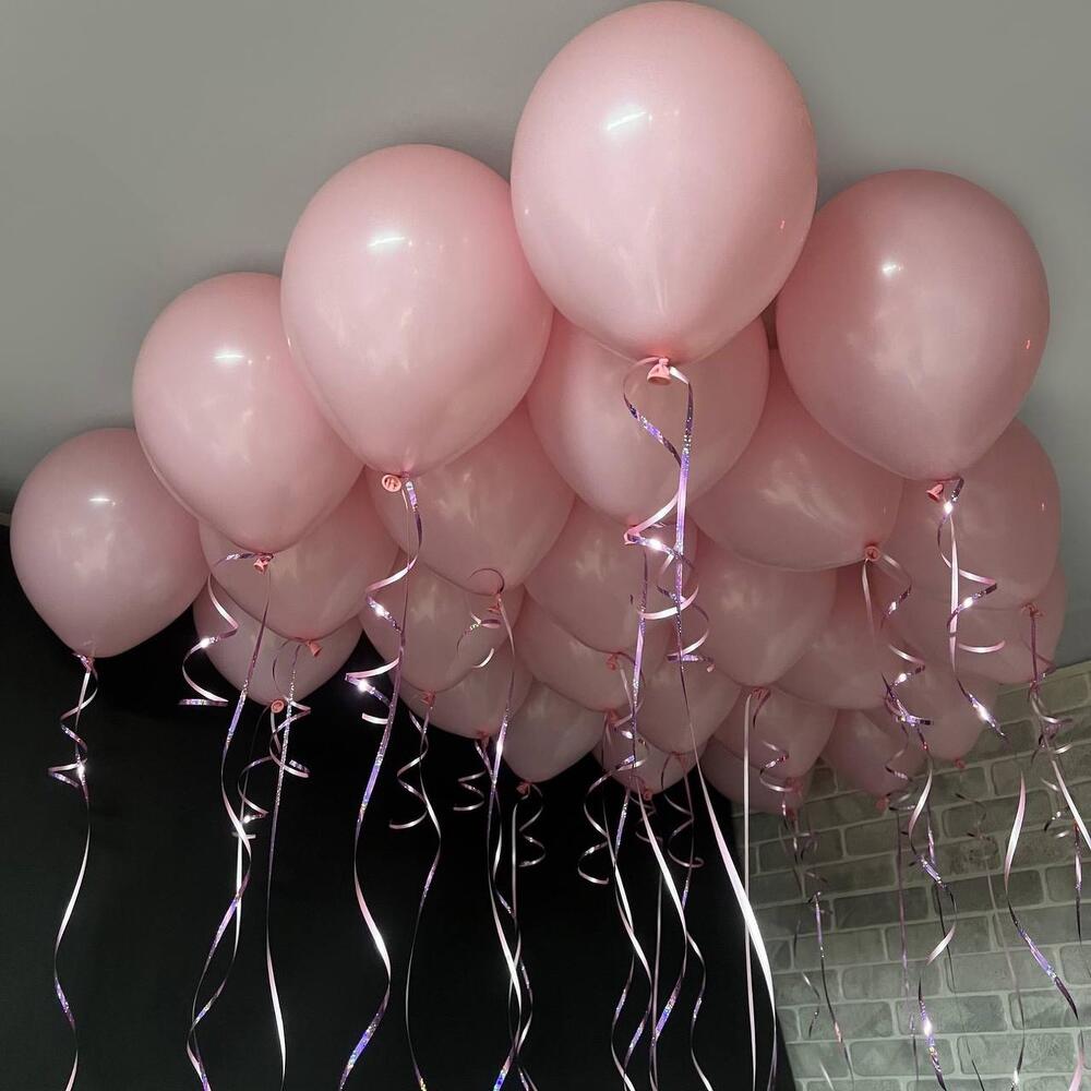 Ceiling Balloons in Soft Pink