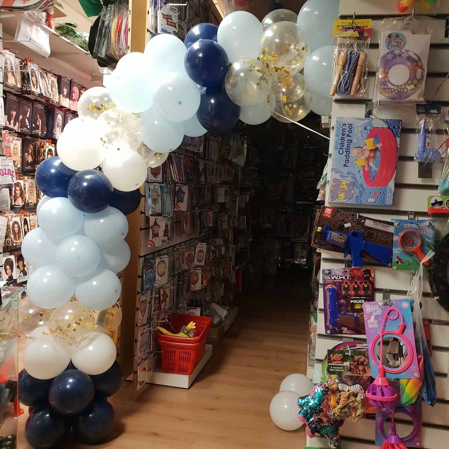 White & Black Balloons Pillar with Confetti