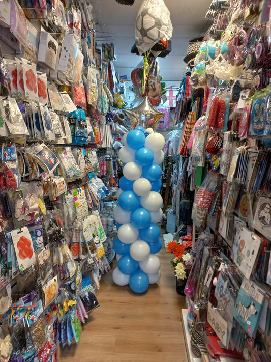 Foil Star with Pillar Balloons Bouquet