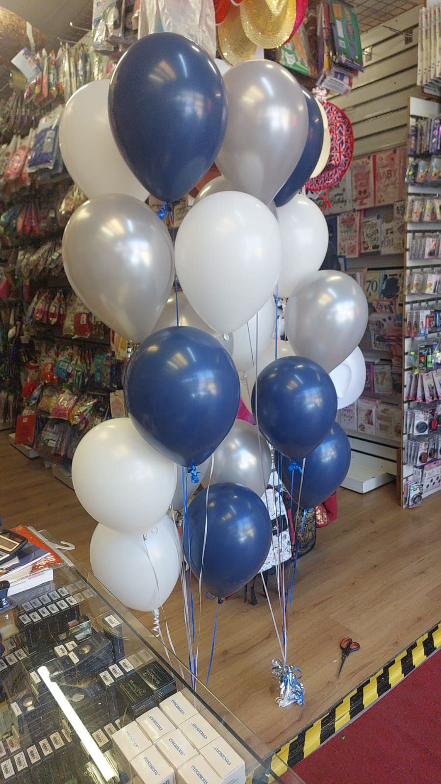 Navy, White & Silver Chrome Balloon Bouquet – Balloons Shop London