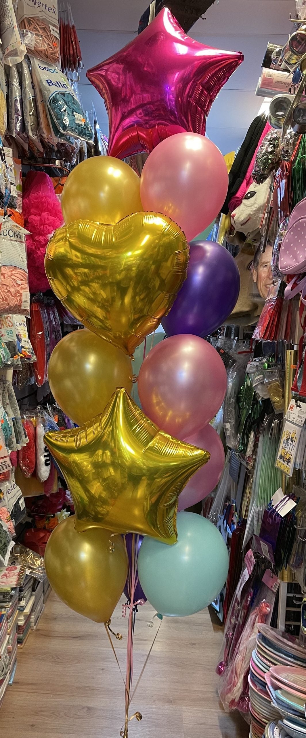 Blend of Colorful Chrome Latex Balloons with Minifoil Shapes