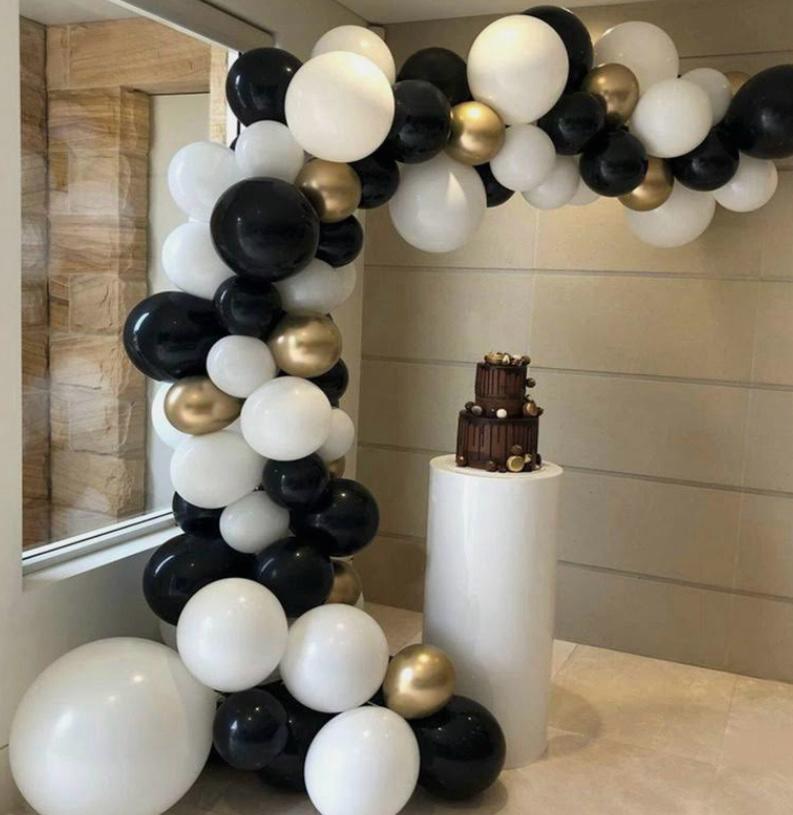 White & Black Latex Balloons Garland