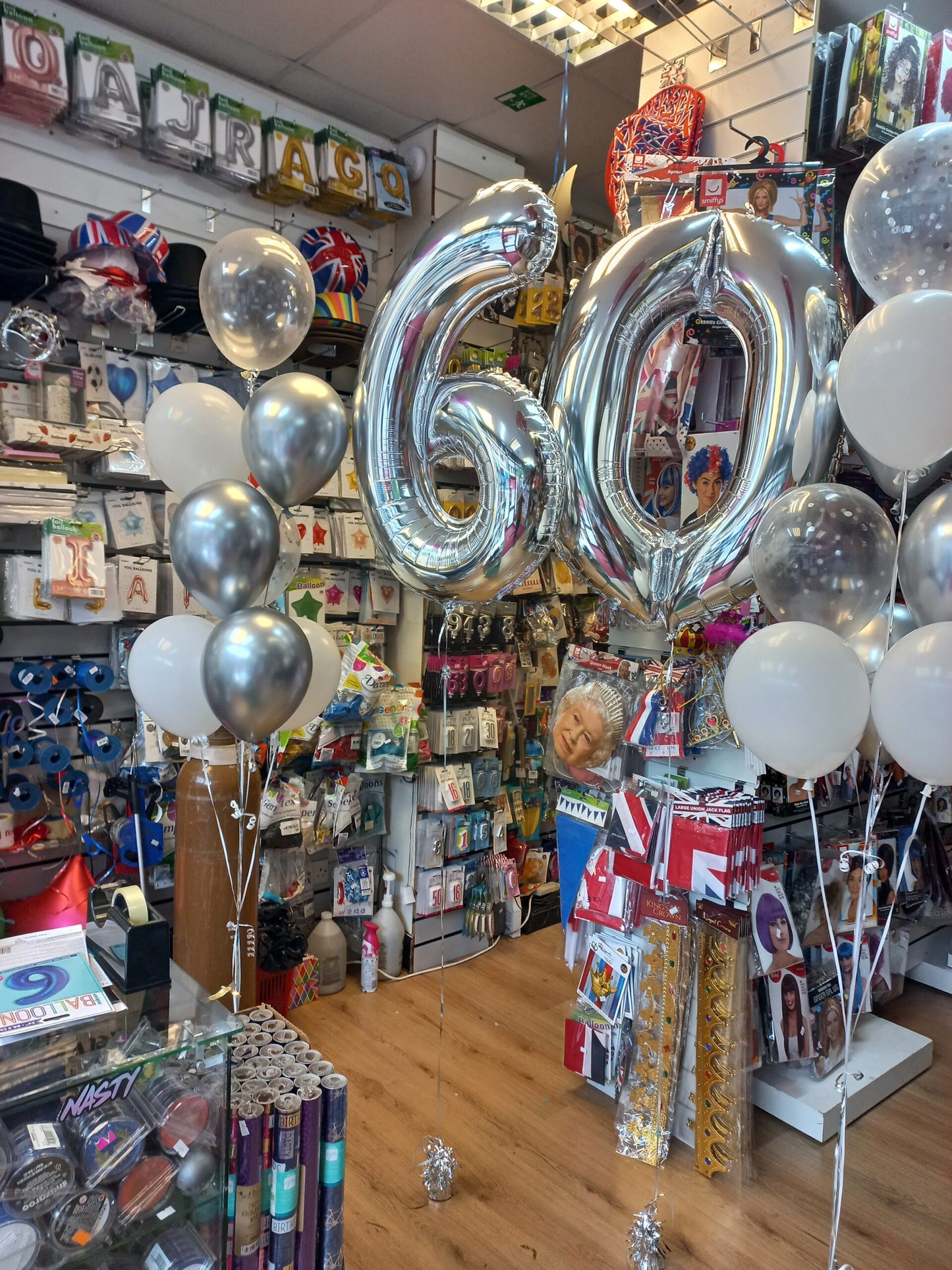 Number Balloons with Two Bouquet