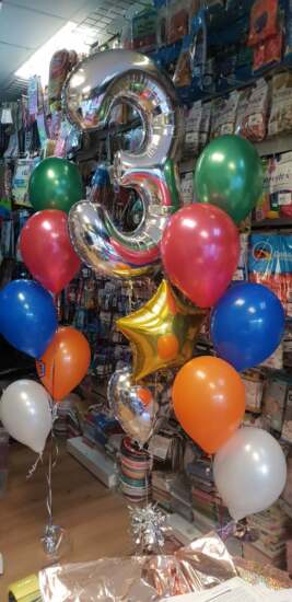 Foil Number, Shape and 2 Latex Bouquet
