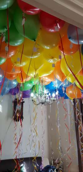 100 Multicoloured Ceiling Balloon