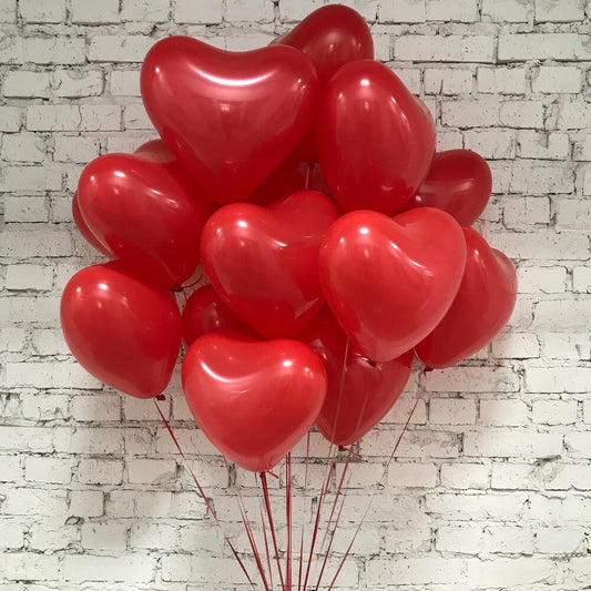 Red Heart-Shaped Latex Balloon Bunch – 15 Balloons