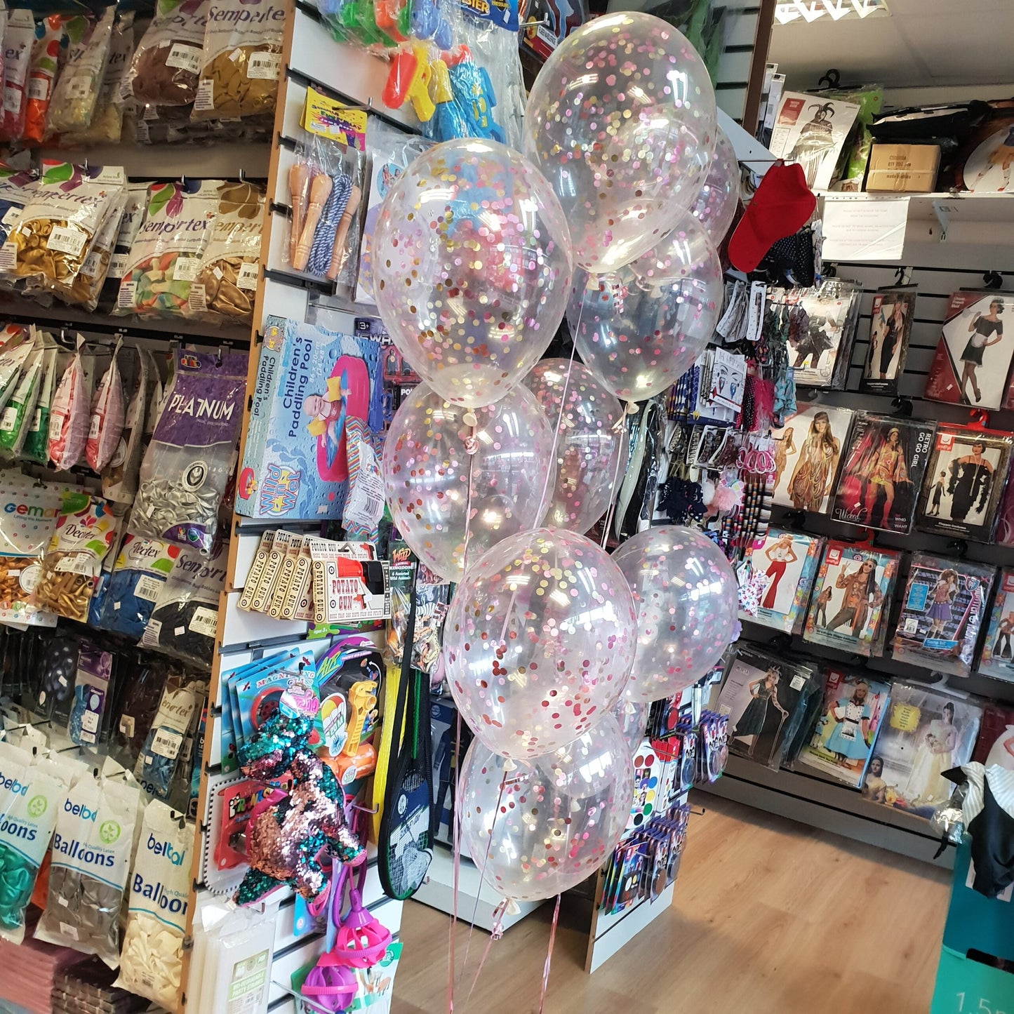 Transparent White Balloons Bouquet with Confetti