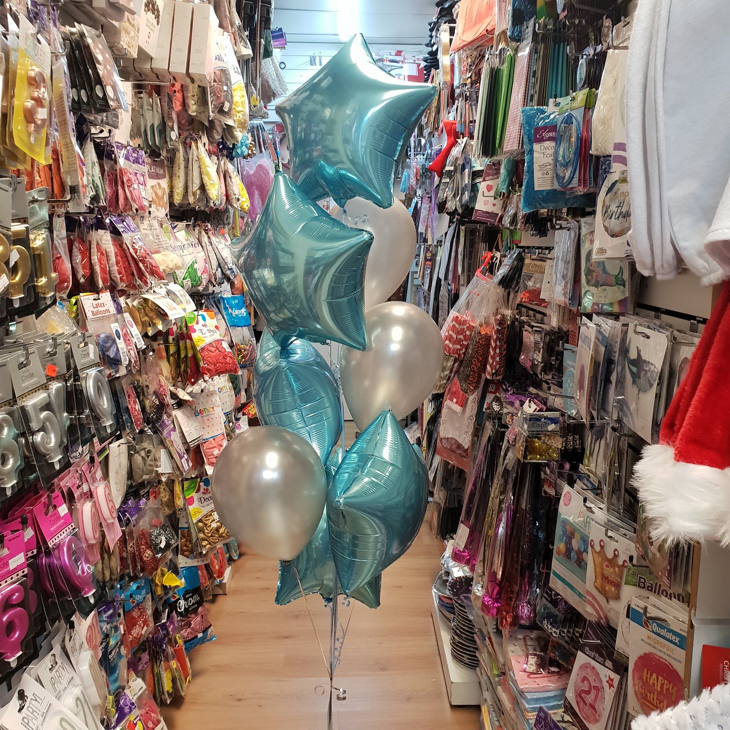 Foil Star Balloons with Latex Balloons Bouquet