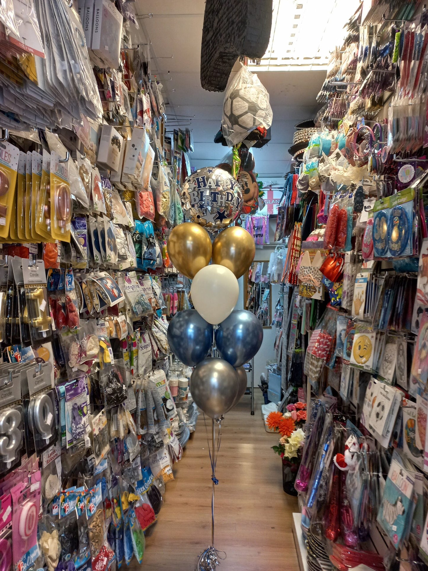 Metallic Chrome Latex Balloons with Foil