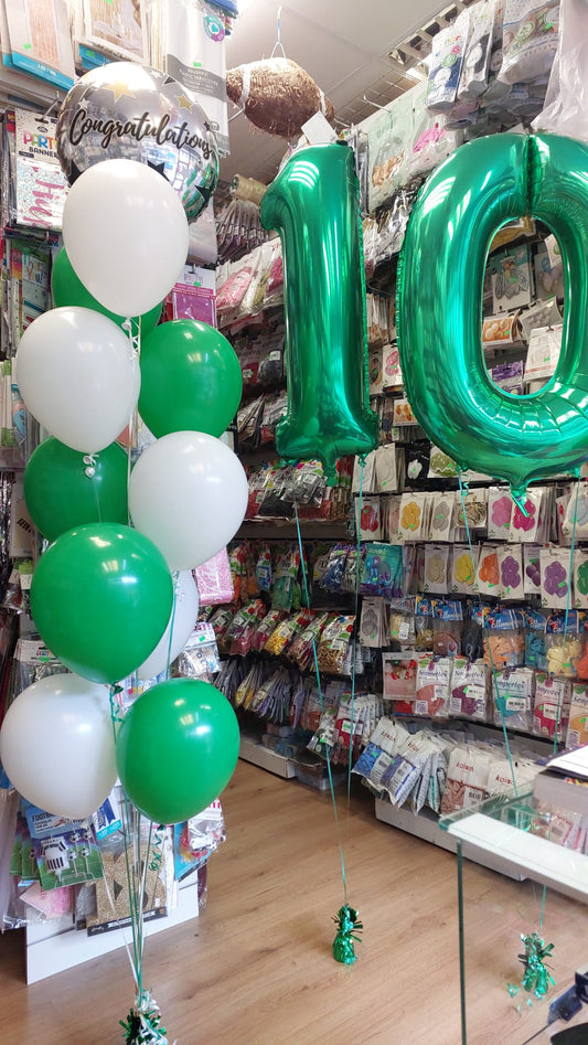 Green & White Number 10 Balloon Bouquet – Balloons Shop London
