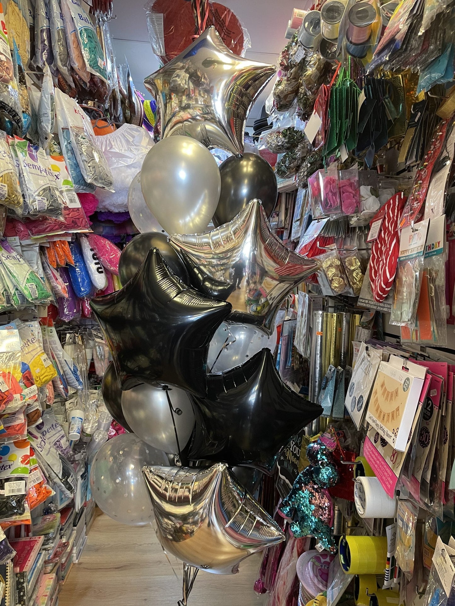 Star Foil Black Silver with Chrome Latex Balloons Bouquet