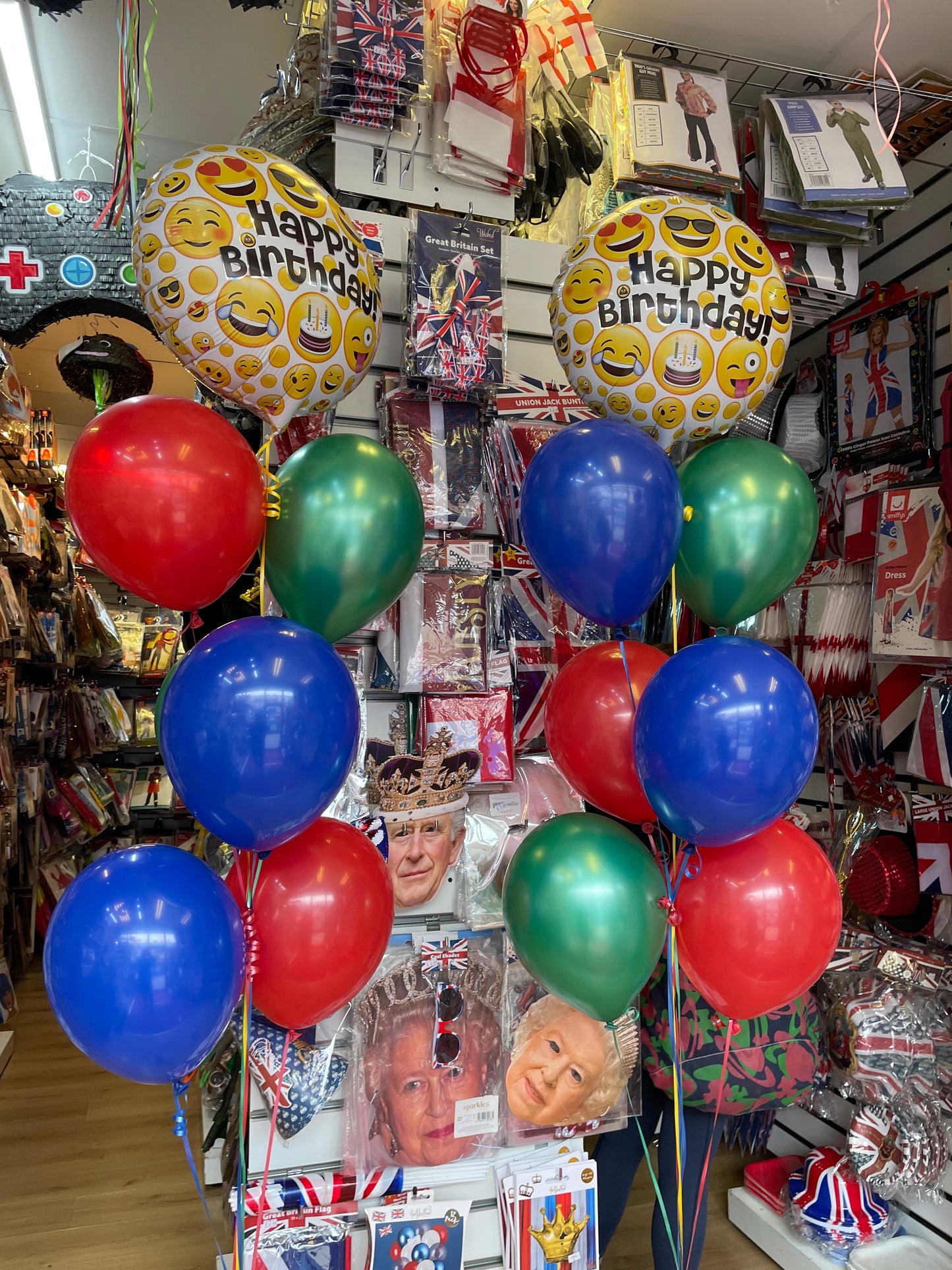 2* Foil Emoji Happy Birthday Latex Balloons Bouquet