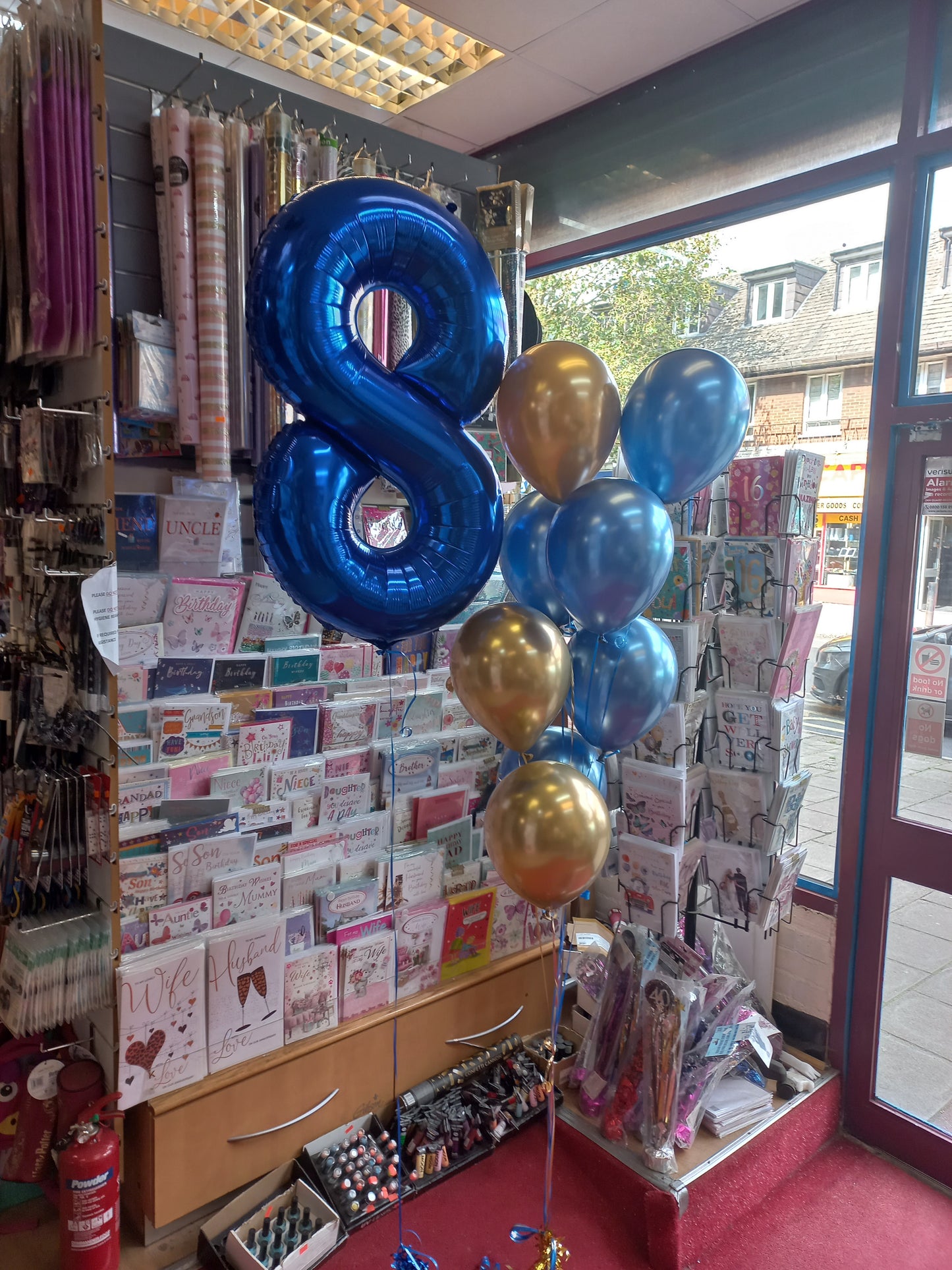 Number 8 Foil with Latex Balloons Bouquet