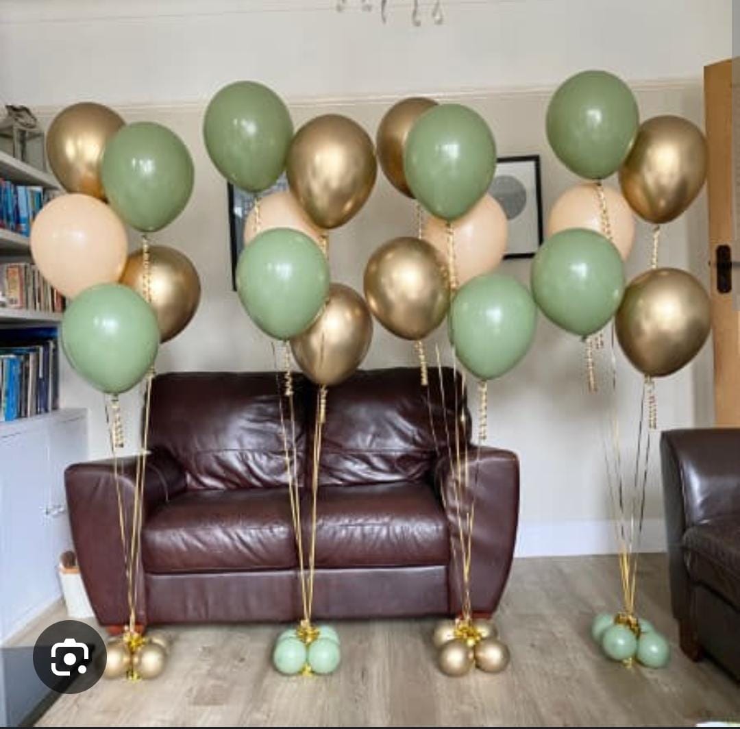 Green, Chrome Gold & Ivory Latex Balloons Bouquets